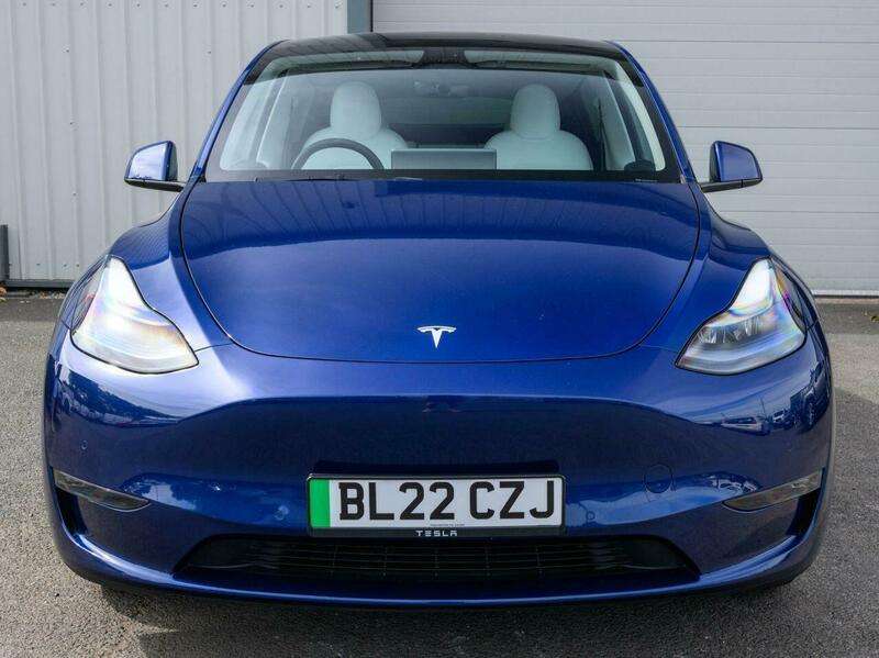 A 2022 TESLA MODEL Y (Dual Motor) Long Range SUV 5dr Electric Auto 4WDE (384 bhp) A 2022 TESLA MODEL Y (Dual Motor) Long Range SUV 5dr Electric Auto 4WDE (384 bhp)