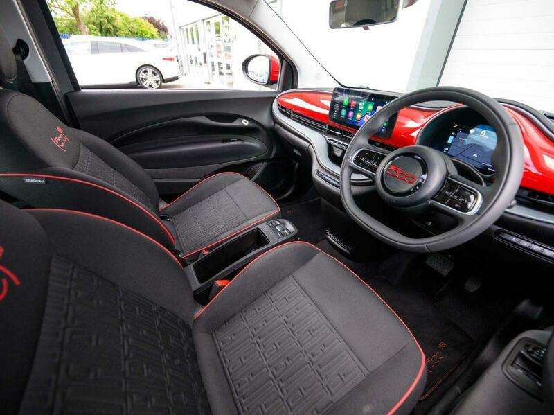 2022 FIAT 500 2022 FIAT 500