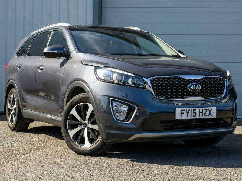 A 2015 KIA SORENTO 2.2 CRDi KX-3 SUV 5dr Diesel Auto AWD Euro 6 (197 bhp) A 2015 KIA SORENTO 2.2 CRDi KX-3 SUV 5dr Diesel Auto AWD Euro 6 (197 bhp)