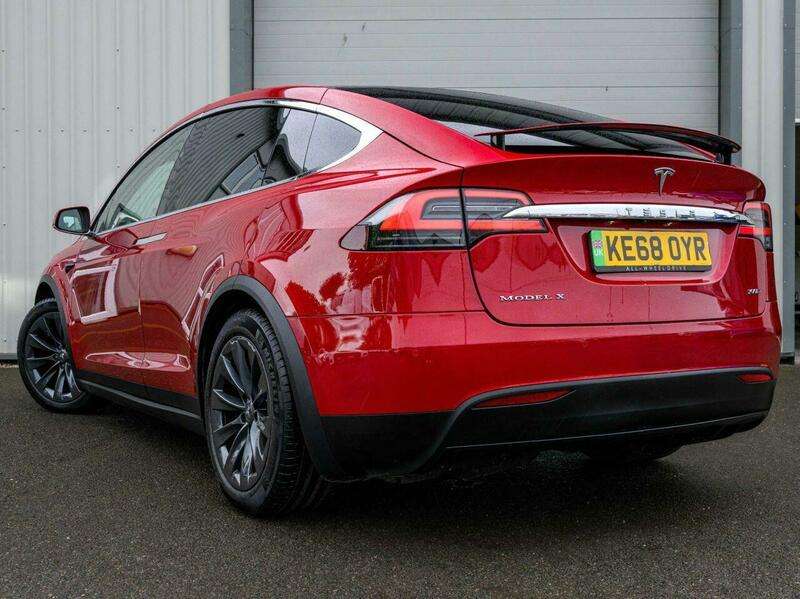A 2018 TESLA MODEL X 100D (Dual Motor) SUV 5dr Electric Auto 4WDE (417 bhp) A 2018 TESLA MODEL X 100D (Dual Motor) SUV 5dr Electric Auto 4WDE (417 bhp)