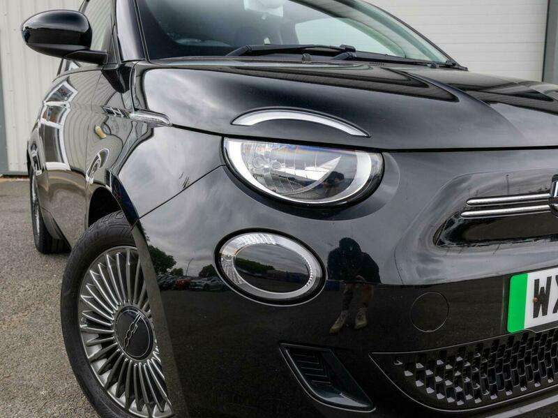 2022 FIAT 500 2022 FIAT 500