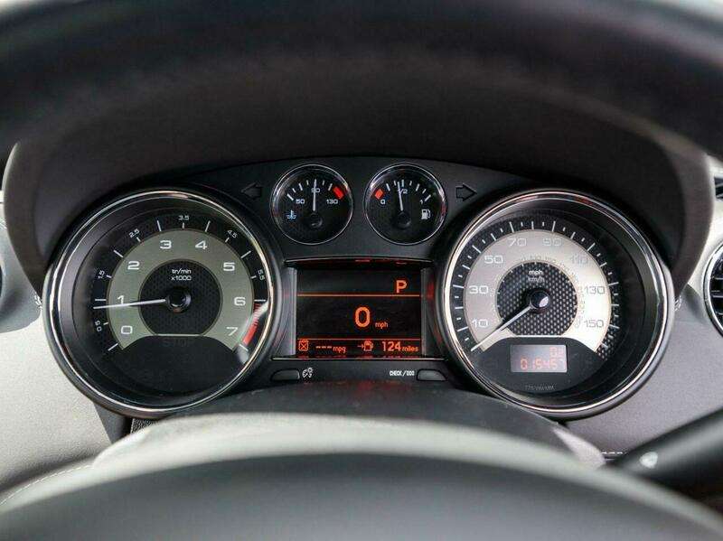 2014 PEUGEOT RCZ 2014 PEUGEOT RCZ