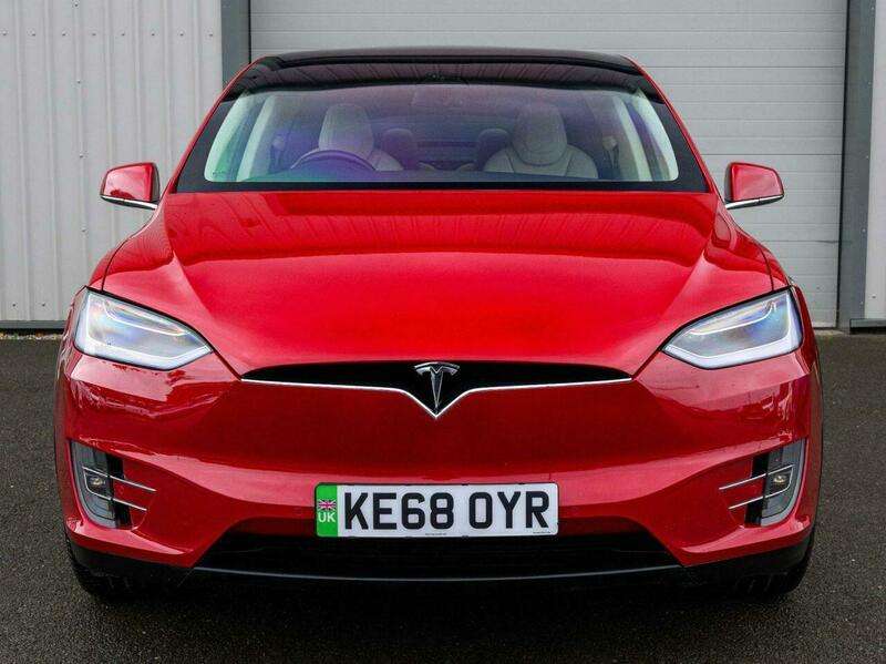 A 2018 TESLA MODEL X 100D (Dual Motor) SUV 5dr Electric Auto 4WDE (417 bhp) A 2018 TESLA MODEL X 100D (Dual Motor) SUV 5dr Electric Auto 4WDE (417 bhp)