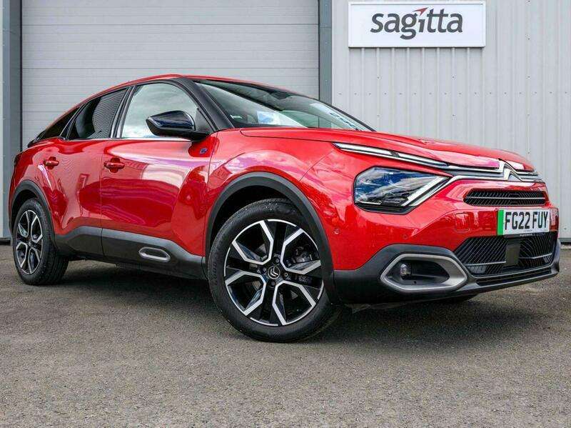 A 2022 CITROEN C4 50kWh Shine Hatchback 5dr Electric Auto (136 ps) A 2022 CITROEN C4 50kWh Shine Hatchback 5dr Electric Auto (136 ps)