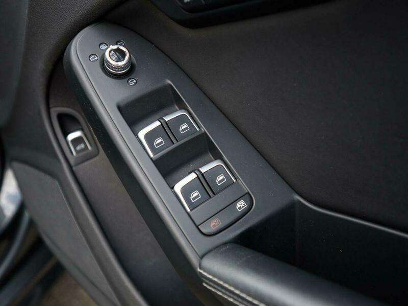 2013 AUDI RS4 2013 AUDI RS4