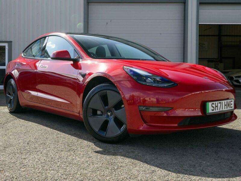 A 2021 TESLA MODEL 3 (Dual Motor) Long Range Saloon 4dr Electric Auto 4WDE (346 ps) A 2021 TESLA MODEL 3 (Dual Motor) Long Range Saloon 4dr Electric Auto 4WDE (346 ps)