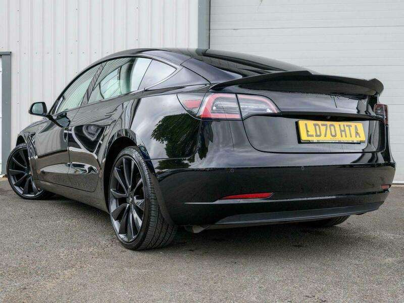 A 2020 TESLA MODEL 3 (Dual Motor) Performance Saloon 4dr Electric Auto 4WDE (Performance Upgrade) (449 bhp) A 2020 TESLA MODEL 3 (Dual Motor) Performance Saloon 4dr Electric Auto 4WDE (Performance Upgrade) (449 bhp)