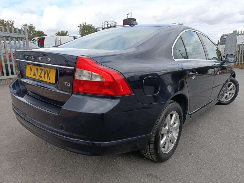 2011 VOLVO S80 2011 VOLVO S80