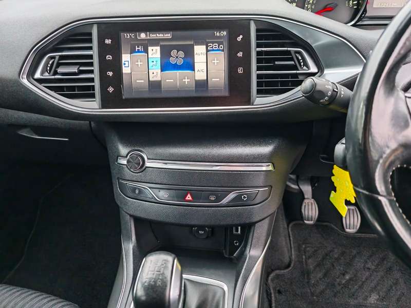 2014 PEUGEOT 308 2014 PEUGEOT 308