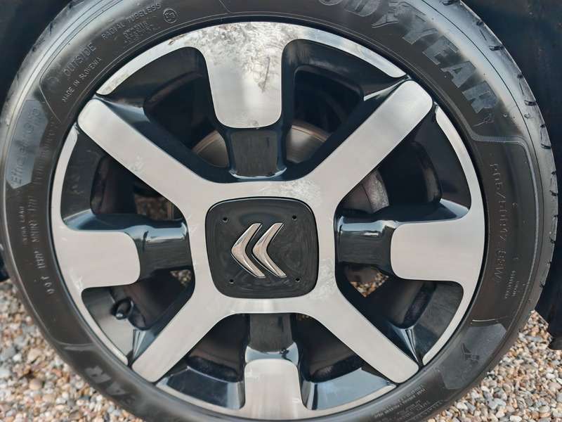 2015 CITROEN C4 CACTUS 2015 CITROEN C4 CACTUS