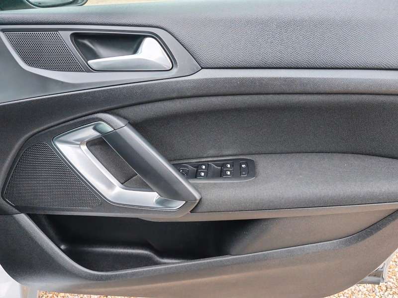 2014 PEUGEOT 308 2014 PEUGEOT 308