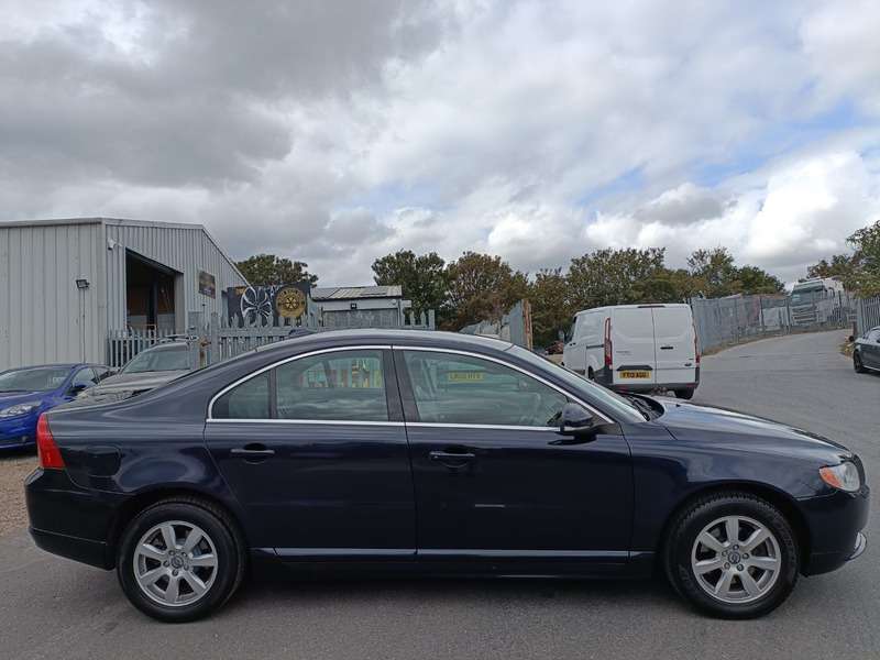 2011 VOLVO S80 2011 VOLVO S80