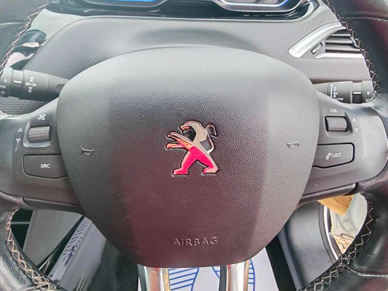2018 PEUGEOT 2008 2018 PEUGEOT 2008