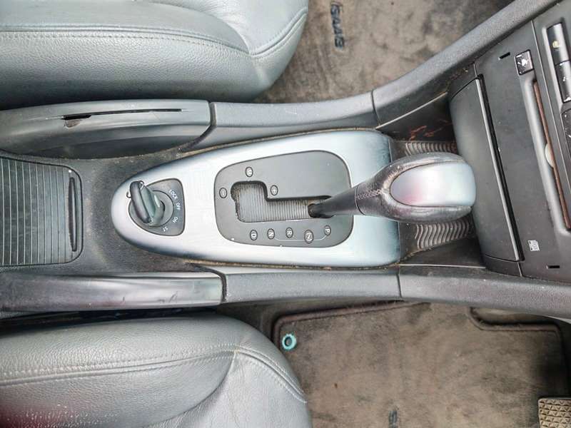 2004 SAAB 9-3 2004 SAAB 9-3