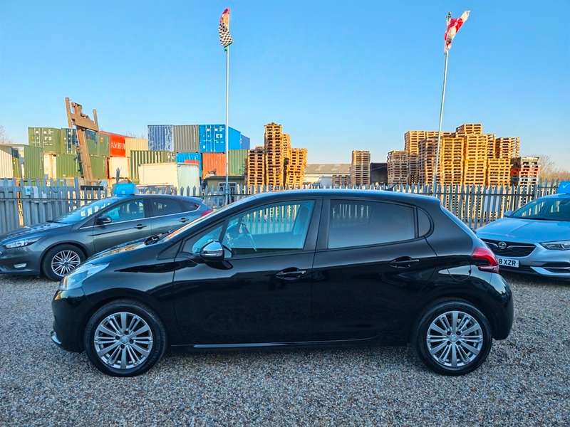 2019 PEUGEOT 208 2019 PEUGEOT 208