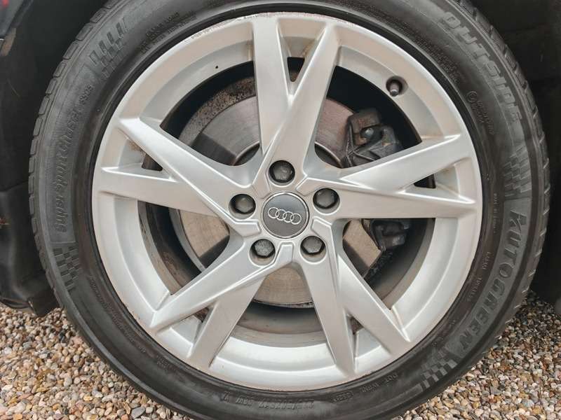 2017 AUDI A4 2017 AUDI A4