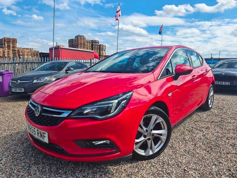 A 2015 VAUXHALL ASTRA SRI NAV A 2015 VAUXHALL ASTRA SRI NAV