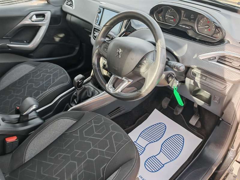 2018 PEUGEOT 2008 2018 PEUGEOT 2008