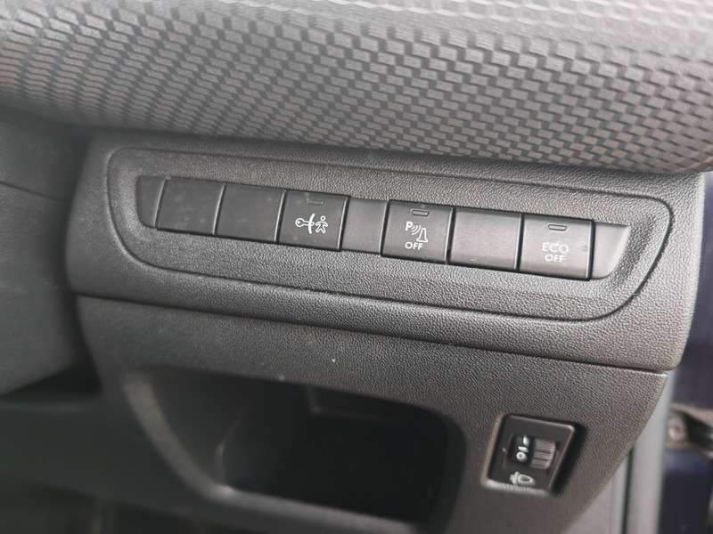 2018 PEUGEOT 208 2018 PEUGEOT 208