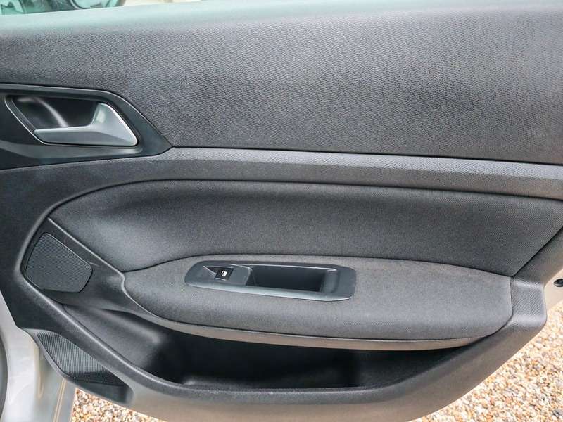 2014 PEUGEOT 308 2014 PEUGEOT 308