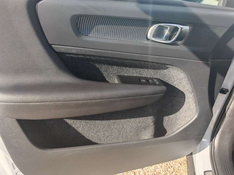 2021 VOLVO XC40 2021 VOLVO XC40