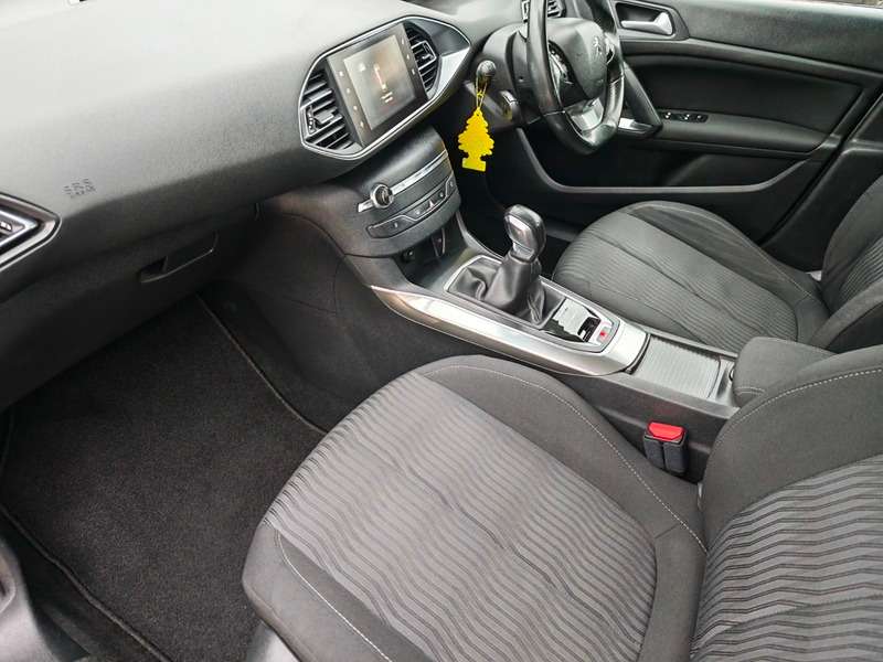 2014 PEUGEOT 308 2014 PEUGEOT 308