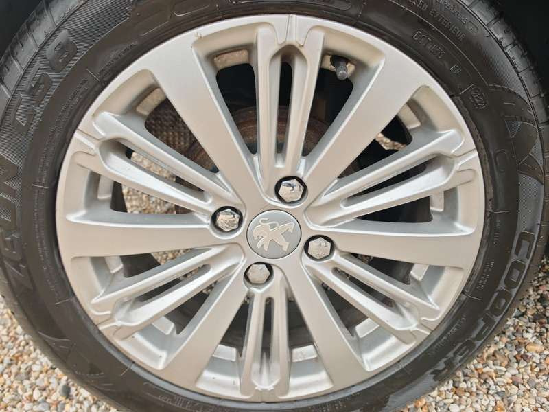 2018 PEUGEOT 208 2018 PEUGEOT 208