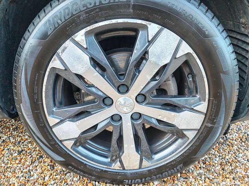 2017 PEUGEOT 3008 2017 PEUGEOT 3008