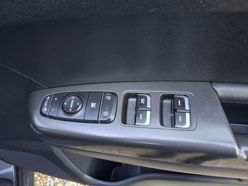 2018 KIA SPORTAGE 2018 KIA SPORTAGE