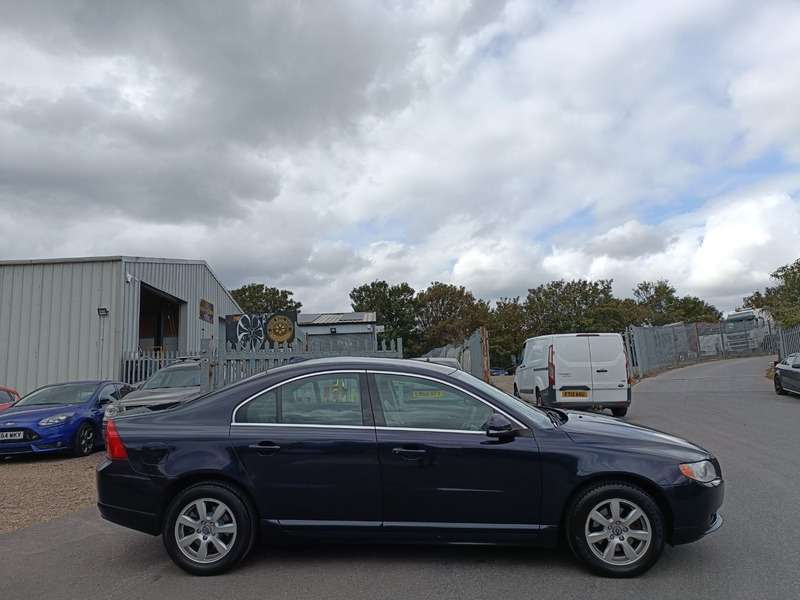 2011 VOLVO S80 2011 VOLVO S80