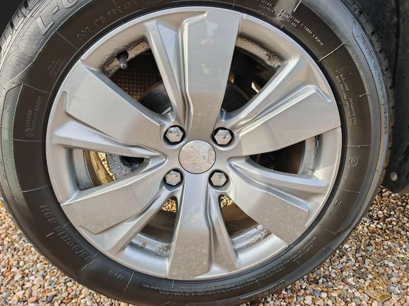 2018 PEUGEOT 2008 2018 PEUGEOT 2008