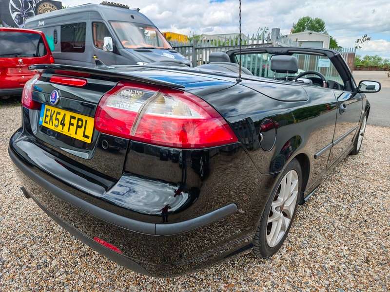 2004 SAAB 9-3 2004 SAAB 9-3