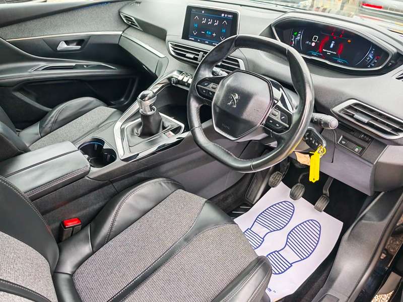 2017 PEUGEOT 3008 2017 PEUGEOT 3008