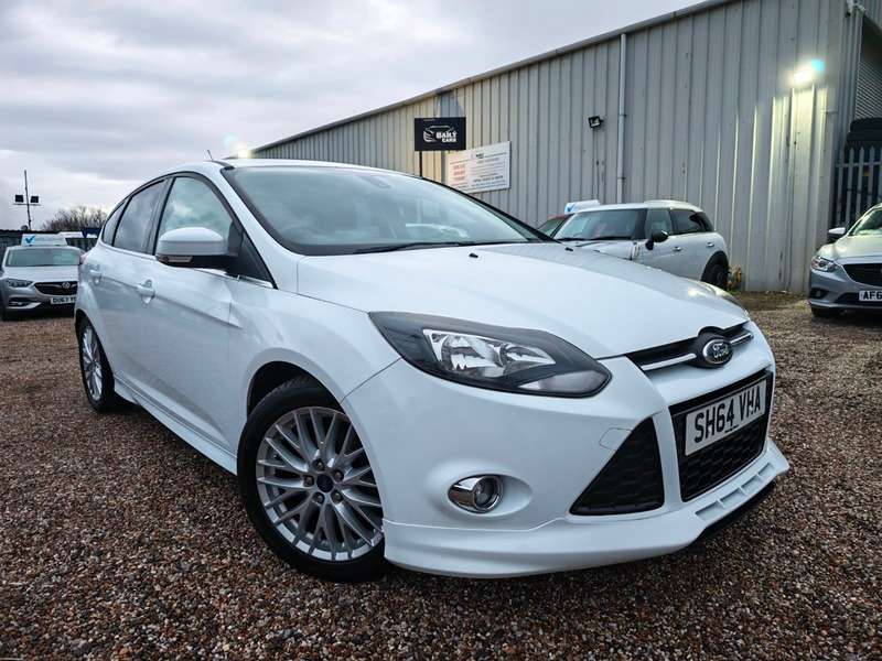 A 2014 FORD FOCUS ZETEC S A 2014 FORD FOCUS ZETEC S
