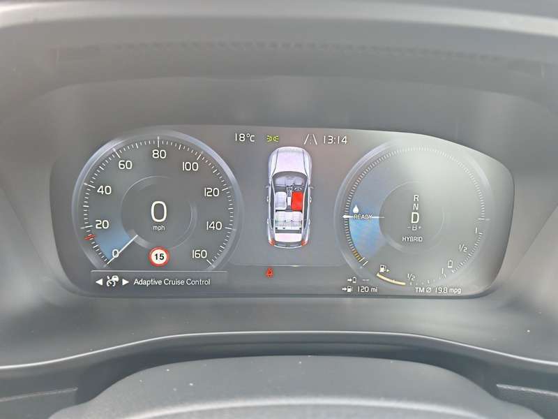 2021 VOLVO XC40 2021 VOLVO XC40