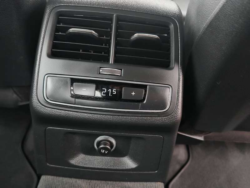 2017 AUDI A4 2017 AUDI A4