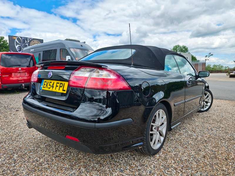 2004 SAAB 9-3 2004 SAAB 9-3