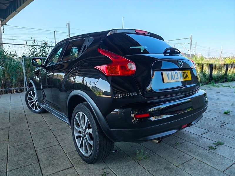 A 2013 NISSAN JUKE TEKNA A 2013 NISSAN JUKE TEKNA