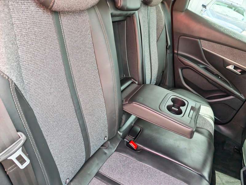 2017 PEUGEOT 3008 2017 PEUGEOT 3008