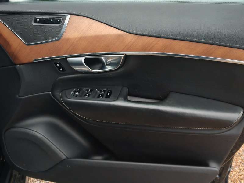 2017 VOLVO XC90 2017 VOLVO XC90