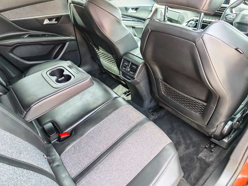 2017 PEUGEOT 3008 2017 PEUGEOT 3008