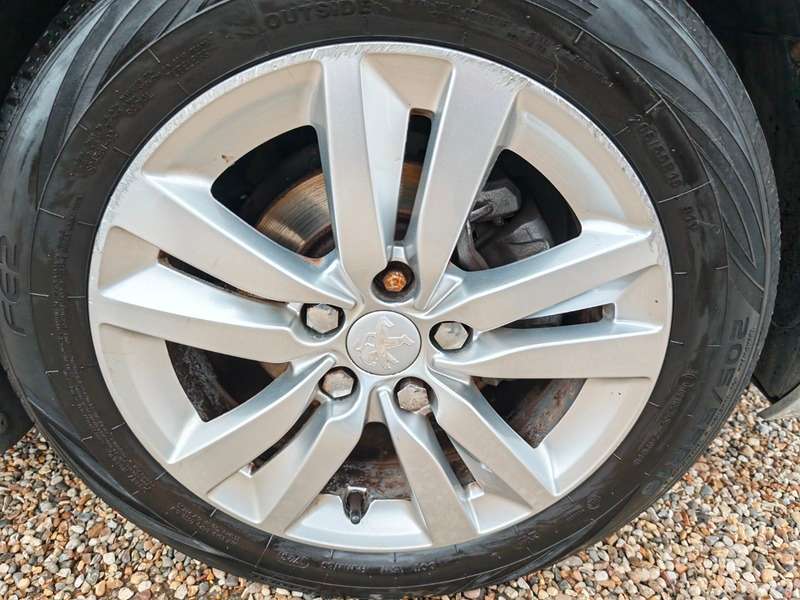 2014 PEUGEOT 308 2014 PEUGEOT 308