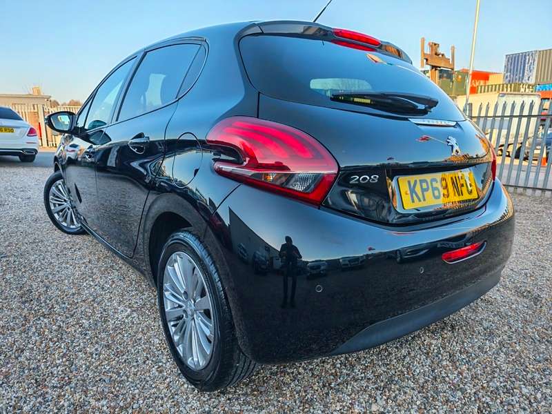 2019 PEUGEOT 208 2019 PEUGEOT 208