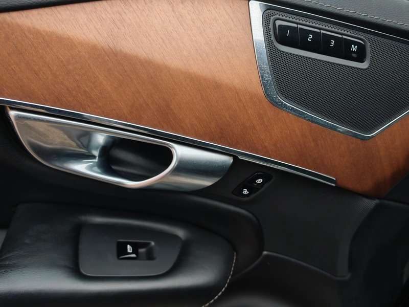 2017 VOLVO XC90 2017 VOLVO XC90