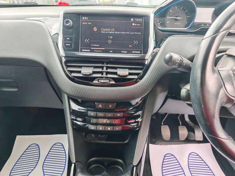 2018 PEUGEOT 2008 2018 PEUGEOT 2008