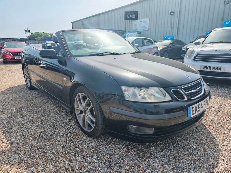 A 2004 SAAB 9-3 T AERO A 2004 SAAB 9-3 T AERO