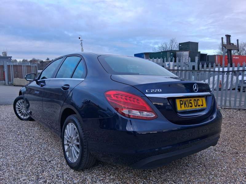 A 2015 MERCEDES GL CLASS C220 BLUETEC SE A 2015 MERCEDES GL CLASS C220 BLUETEC SE