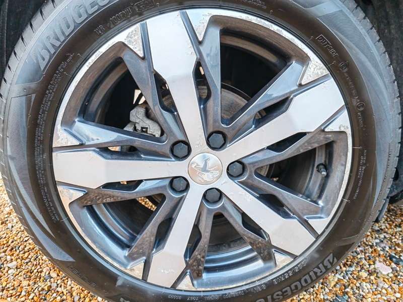 2017 PEUGEOT 3008 2017 PEUGEOT 3008