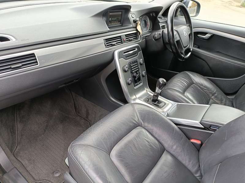 2011 VOLVO S80 2011 VOLVO S80