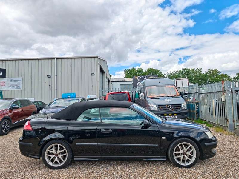 2004 SAAB 9-3 2004 SAAB 9-3